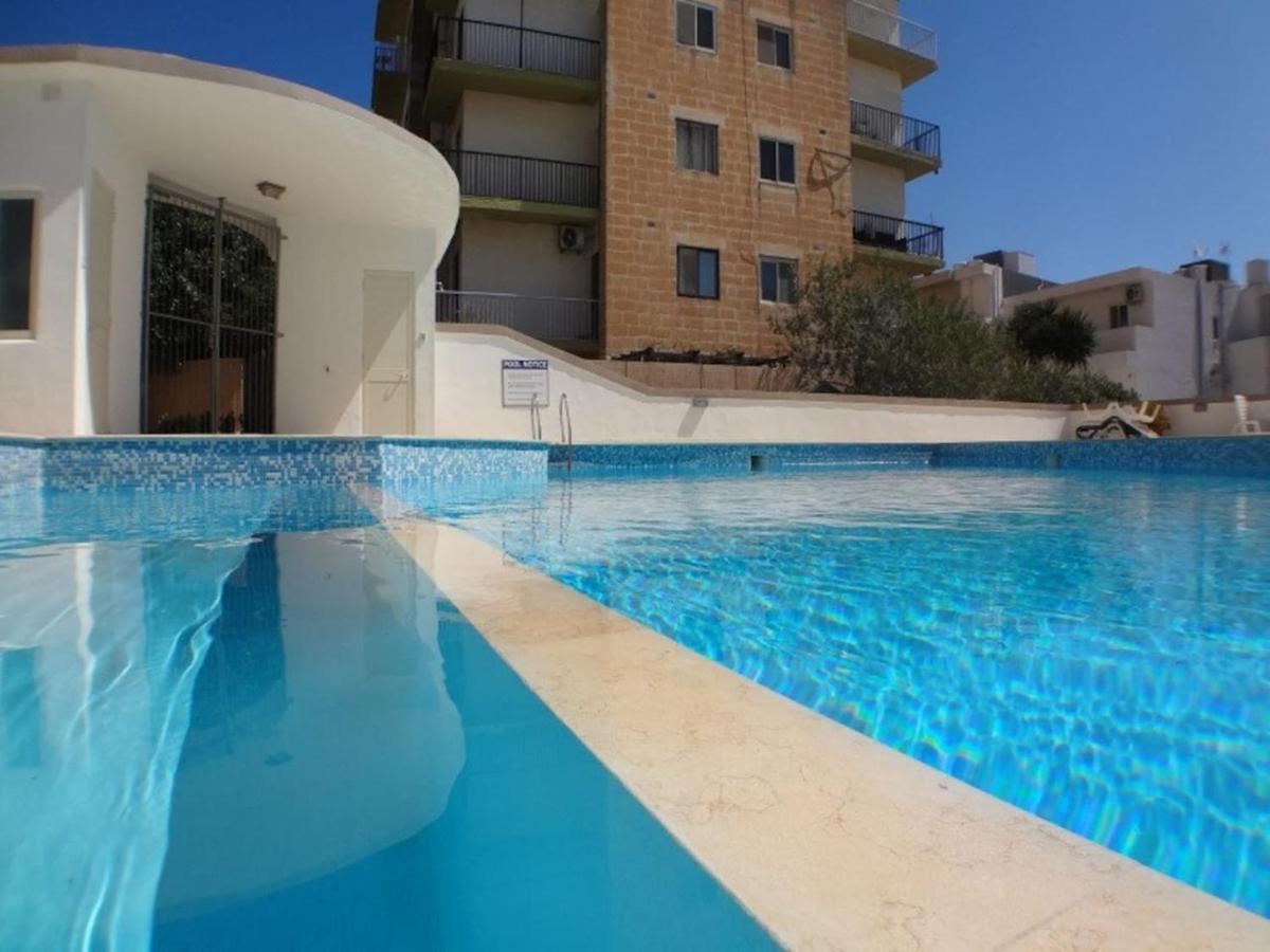 Spinola Court Apartment With Pool And Close To Beach St Julians Center St. Julian's Exteriör bild