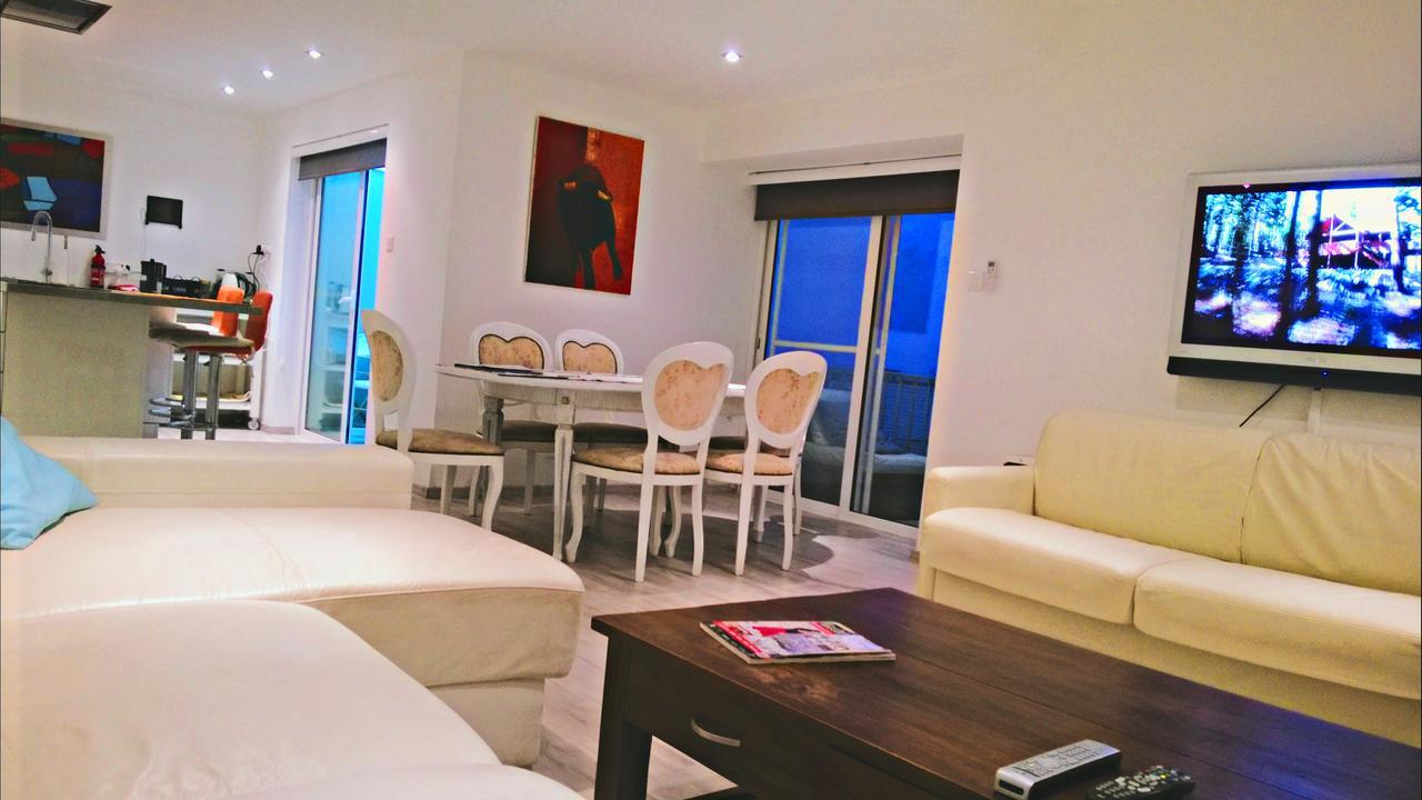 Spinola Court Apartment With Pool And Close To Beach St Julians Center St. Julian's Exteriör bild